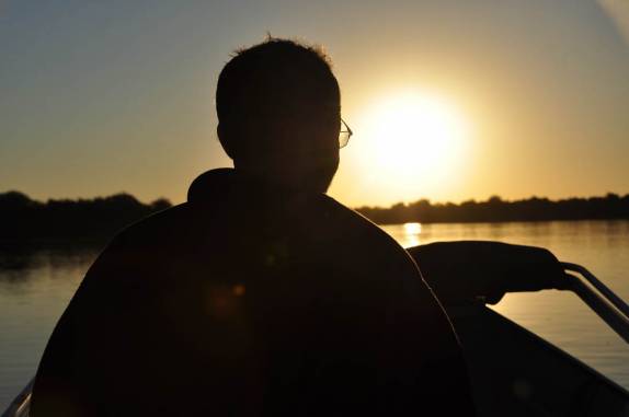 Um inesquecível pôr-do-sol navegando no rio Cuiabá, região de Porto Jofre, no final da rodovia Transpantaneira, no Pantanal Norte, no Mato Grosso